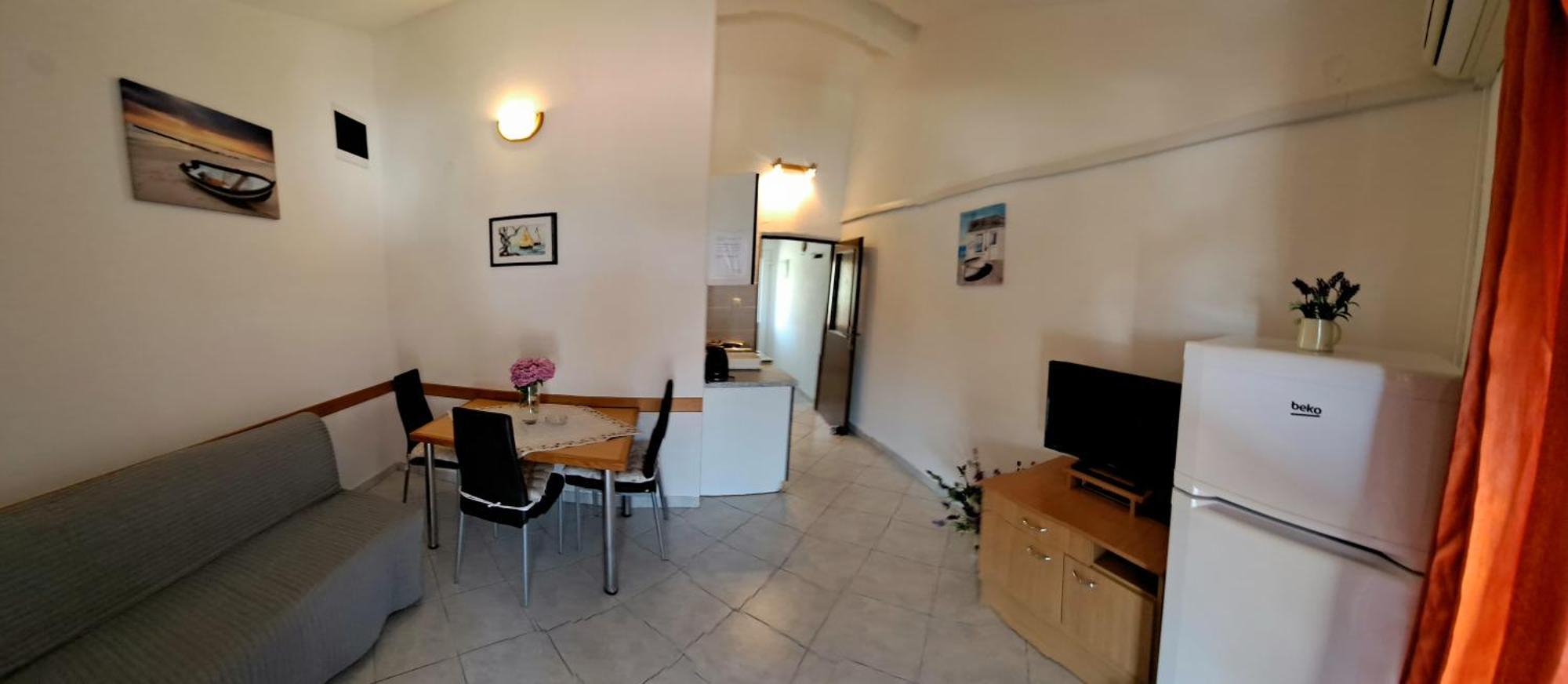 Apartments Toni Trogir Buitenkant foto