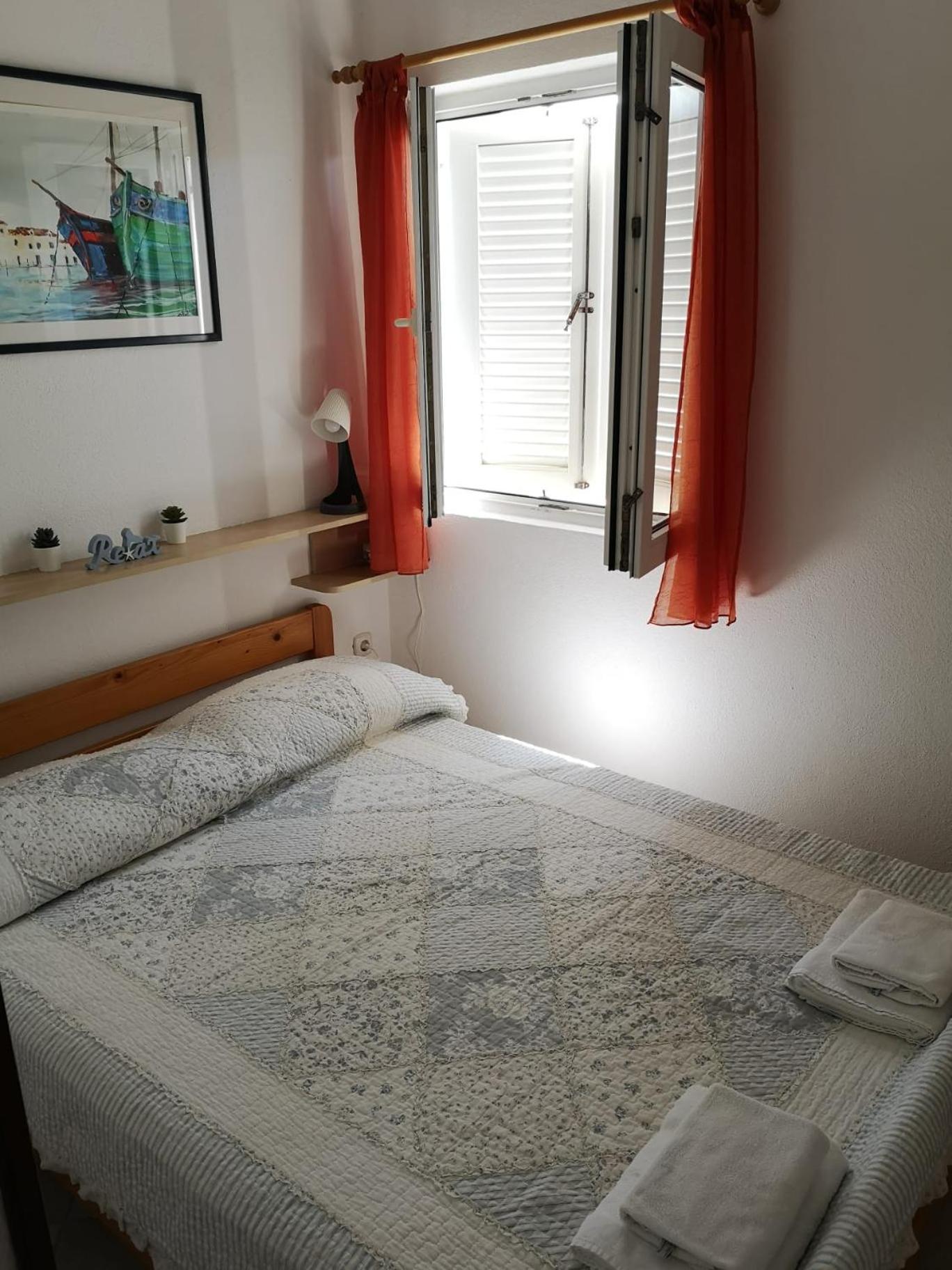 Apartments Toni Trogir Buitenkant foto